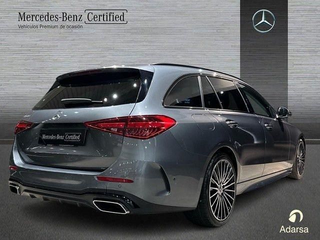 Usado Mercedes C220 AMG line 200 CV (147 kW) 2024 Gris selenita