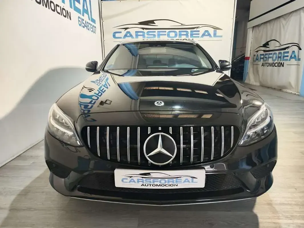 Usado Mercedes C300e 306 CV (225 kW) 2020 Negro Familiar