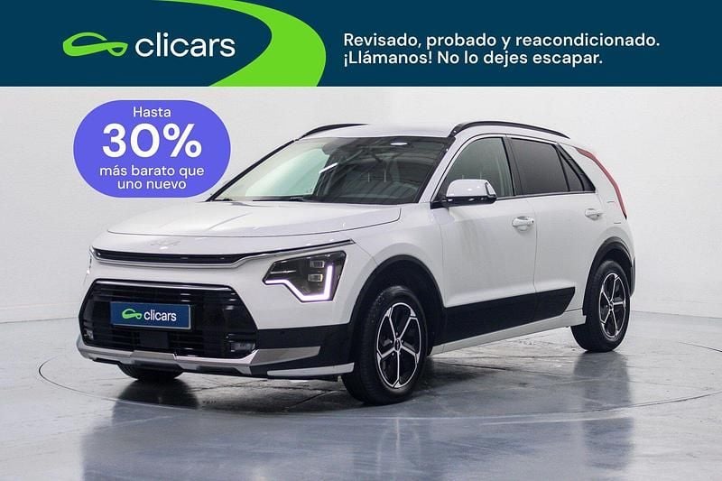Usado Kia Niro 141 CV (103 kW) 2023 Blanco SUV