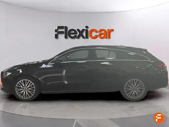 Usado Mercedes CLA250e Shooting Brake 218 CV (160 kW) 2022 Negro Familiar