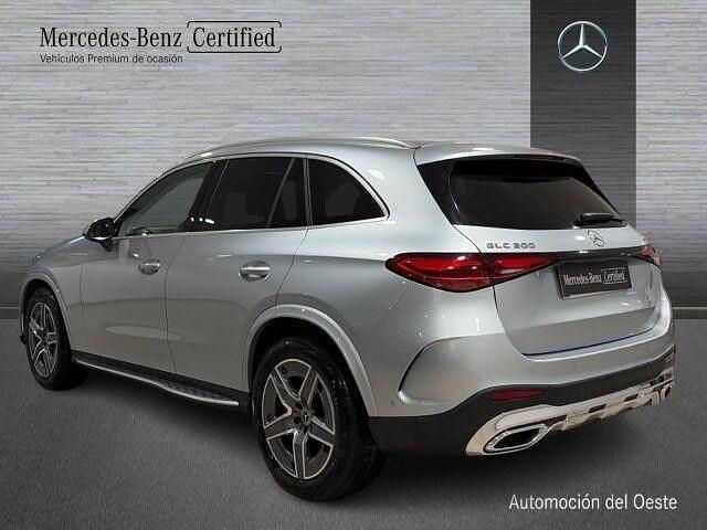 Usado Mercedes GLC200 204 CV (150 kW) 2025 Plata hightech SUV