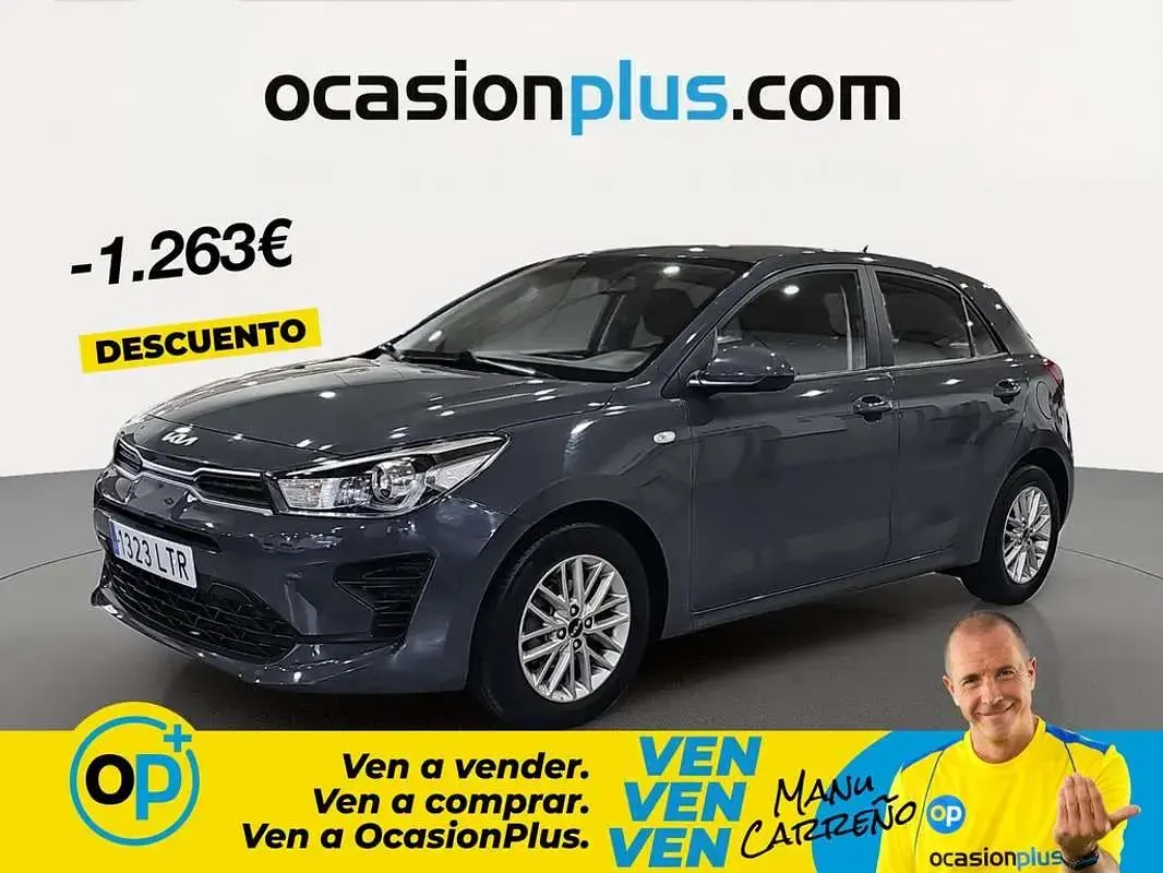 Usado Kia Rio 84 CV (61 kW) 2021 Gris Utilitario