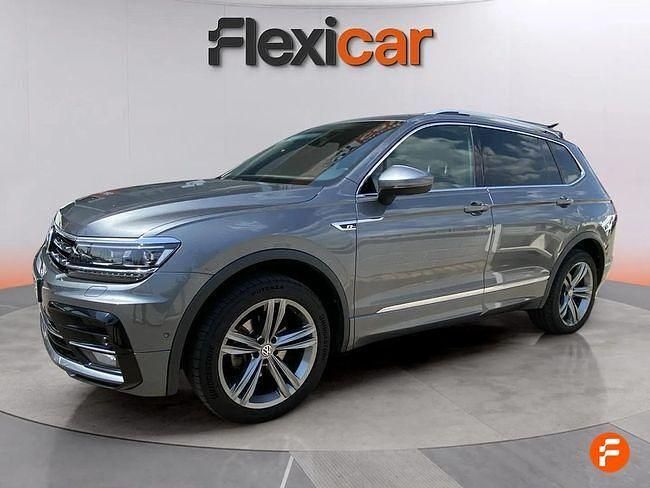 Usado VW Tiguan Sportline 150 CV (110 kW) 2020 Gris SUV