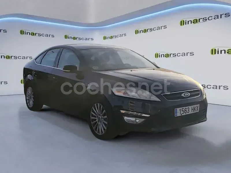 Usado Ford Mondeo 115 CV (84 kW) 2012 Negro Berlina