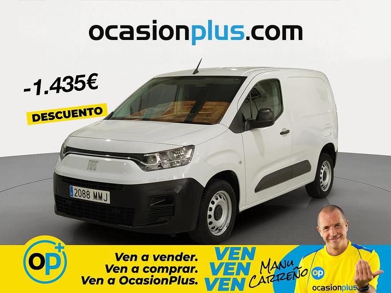 Usado Fiat Doblò 102 CV (75 kW) 2023 Blanco Monovolumen