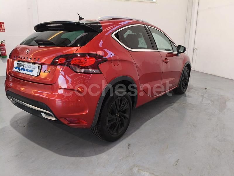 Usado DS Automobiles DS4 Crossback Style 120 CV (88 kW) 2016 Naranja SUV