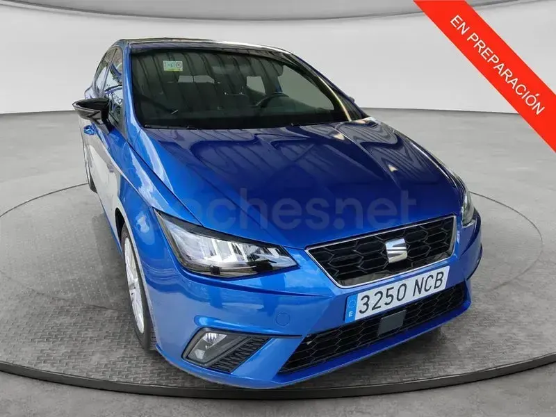Usado Seat Ibiza FR 115 CV (84 kW) 2025 Azul Utilitario