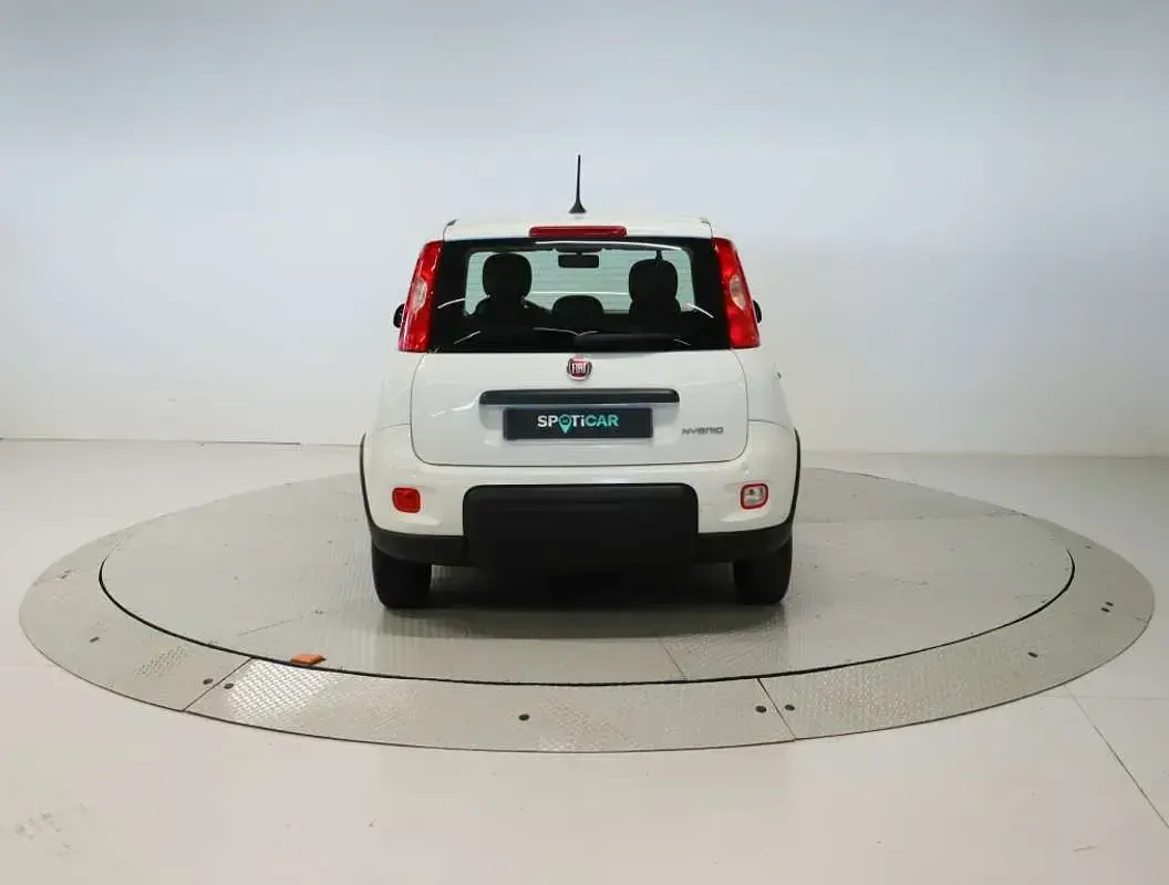 Usado Fiat Panda 71 HP (52 kW) 2024 Branco Citadino