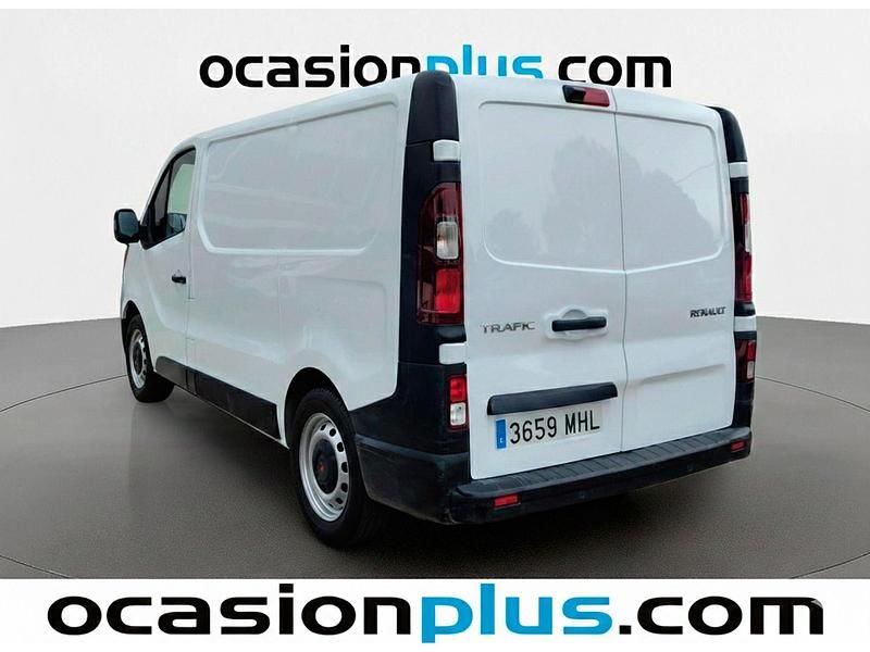 Usado Renault Trafic 130 CV (95 kW) 2023 Blanco Monovolumen