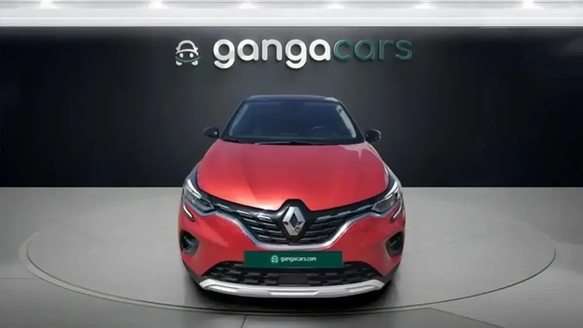 Usado Renault Captur Zen 91 CV (66 kW) 2023 Rojo SUV