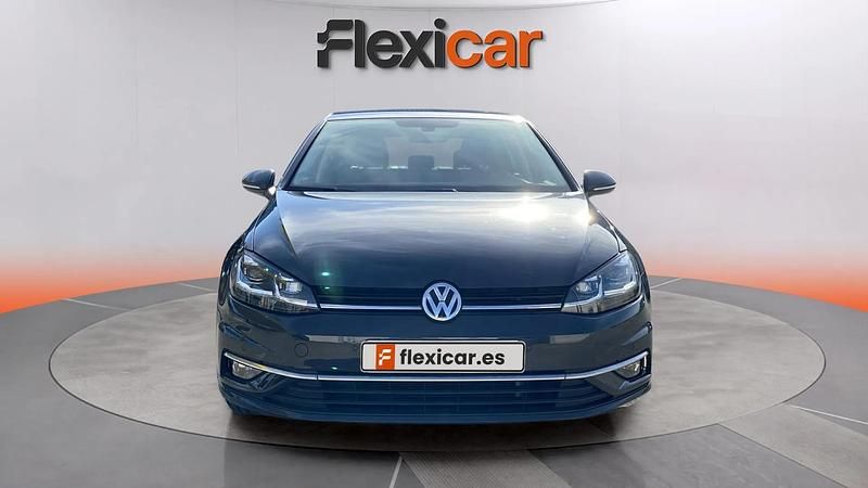 Usado VW Golf VII Advance 115 CV (84 kW) 2020 Gris Berlina