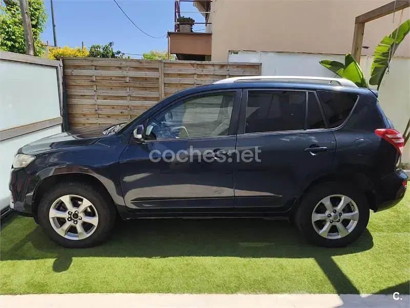Usado Toyota RAV4 Advance 150 CV (110 kW) 2011 Azul SUV