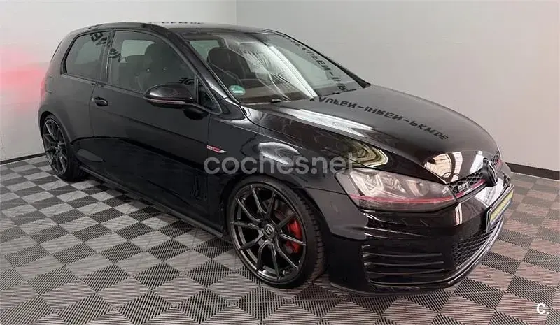 Usado VW Golf VII GTI 220 CV (161 kW) 2014 Negro Berlina
