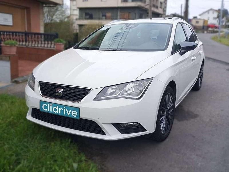 Käytetty Seat Leon ST Style 110 HP (80 kW) 2017 Valkoinen Farmari