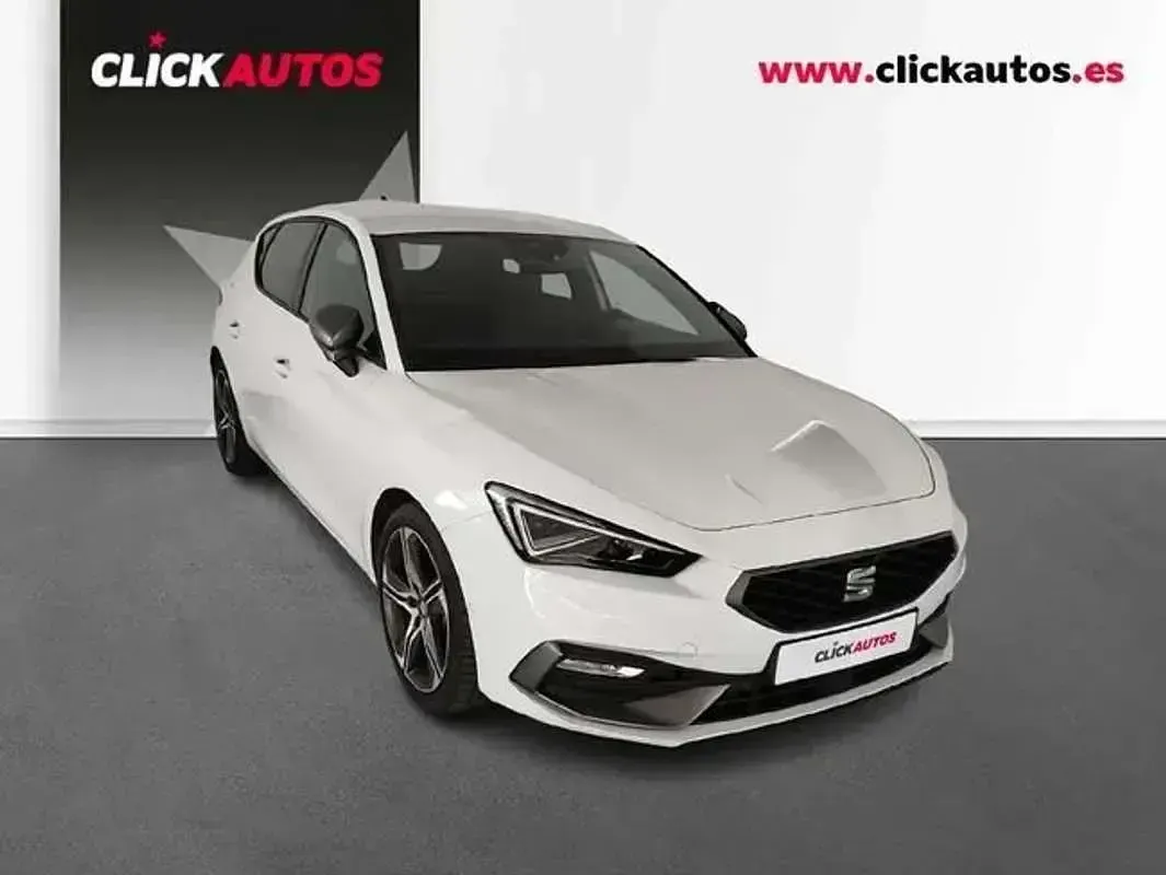 Usado Seat Leon FR 150 HP (110 kW) 2025 Branco Citadino