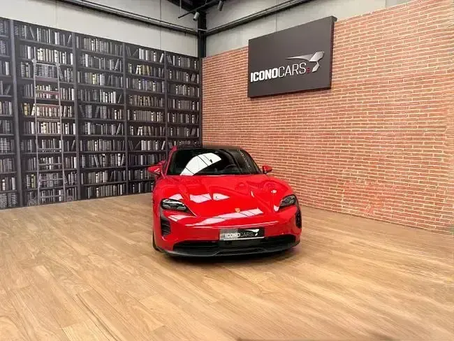 Usado Porsche Taycan GTS 439 kW (598 CV) 2022 Rojo Berlina