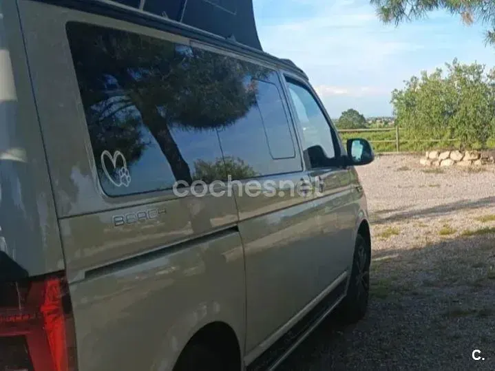 Usado VW California Beach 150 CV (110 kW) 2024 Gris / plata Van