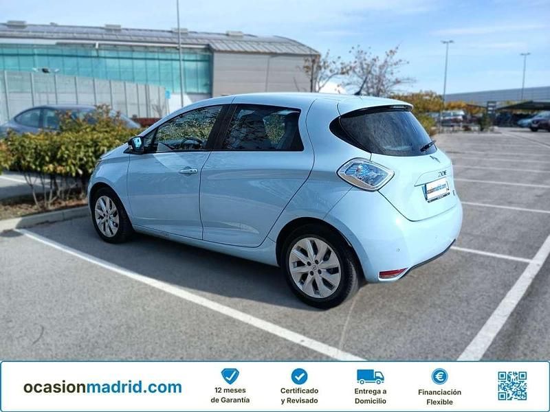 Begagnad Renault Zoe Intens 64 kW (88 HK) 2016 Blå Halvkombi