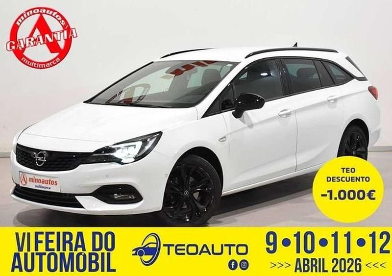 Usado Opel Astra Ultimate 122 CV (89 kW) 2022 Blanco Familiar