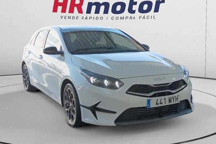 Usado 2025 Kia Ceed Style Utilitario | 19.310 € (Super precio) - Imagen 1/4