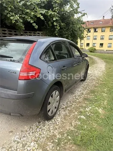 Usado Citroën C4 92 CV (67 kW) 2006 Gris / plata Berlina