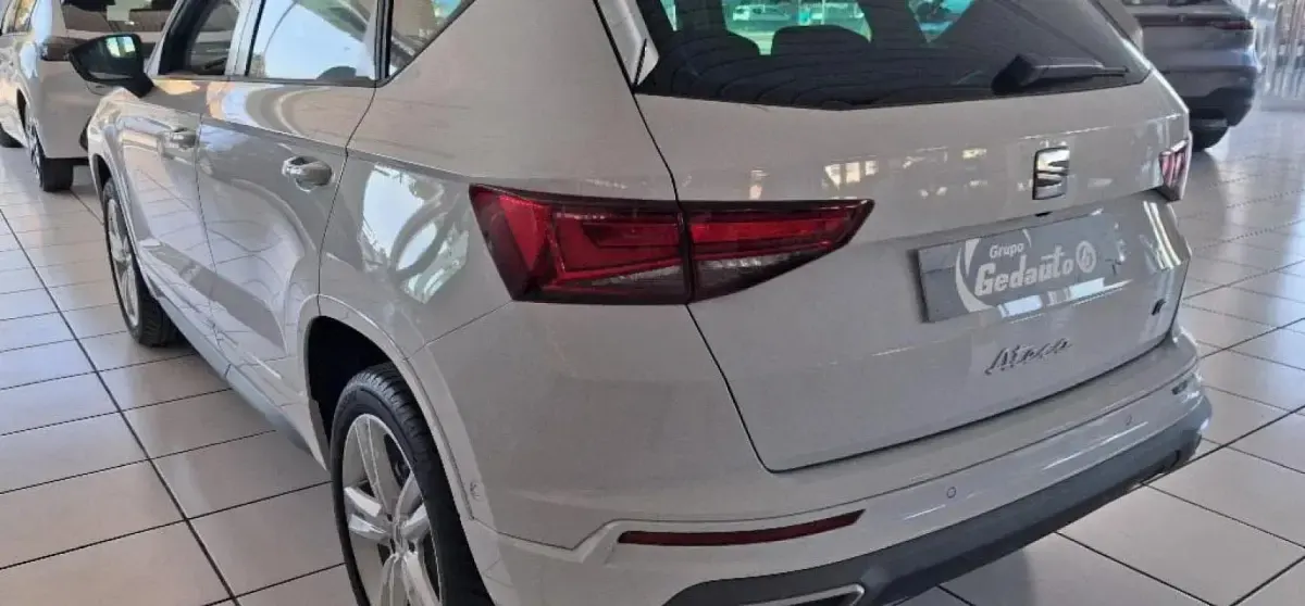 Nuevo Seat Ateca FR 150 CV (110 kW) 2026 Blanco nevada SUV
