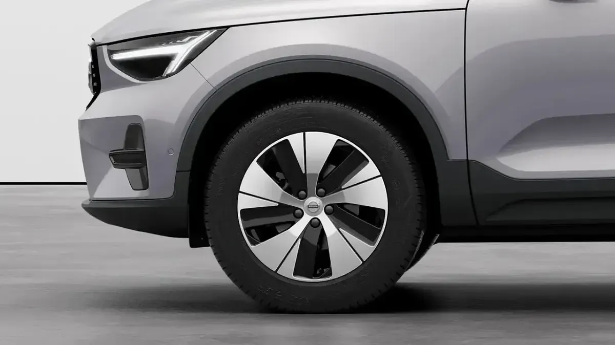 Nuevo Volvo XC40 Plus 163 CV (119 kW) 2025 Gris SUV