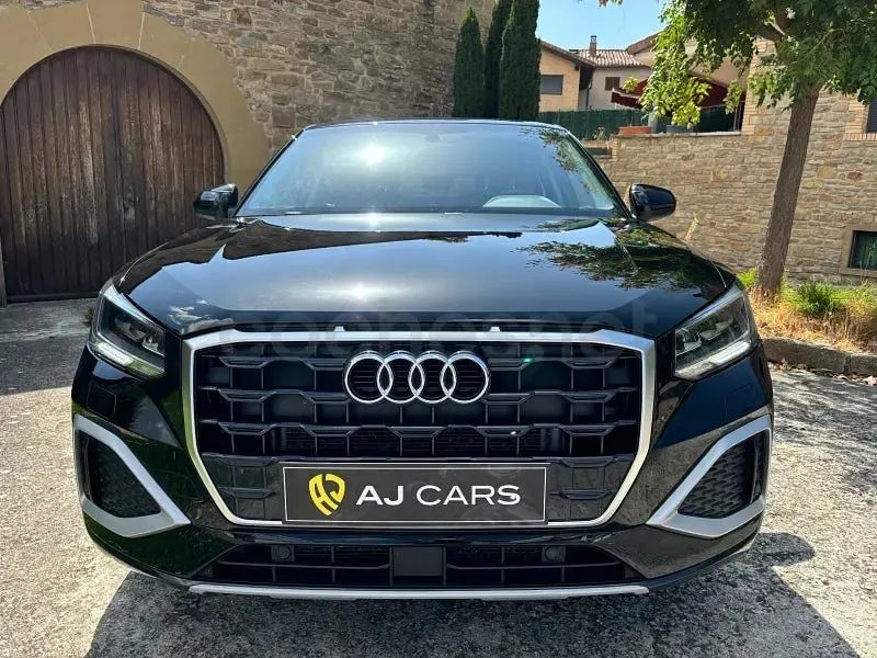 Usado Audi Q2 Advanced Plus 116 CV (85 kW) 2023 Negro SUV