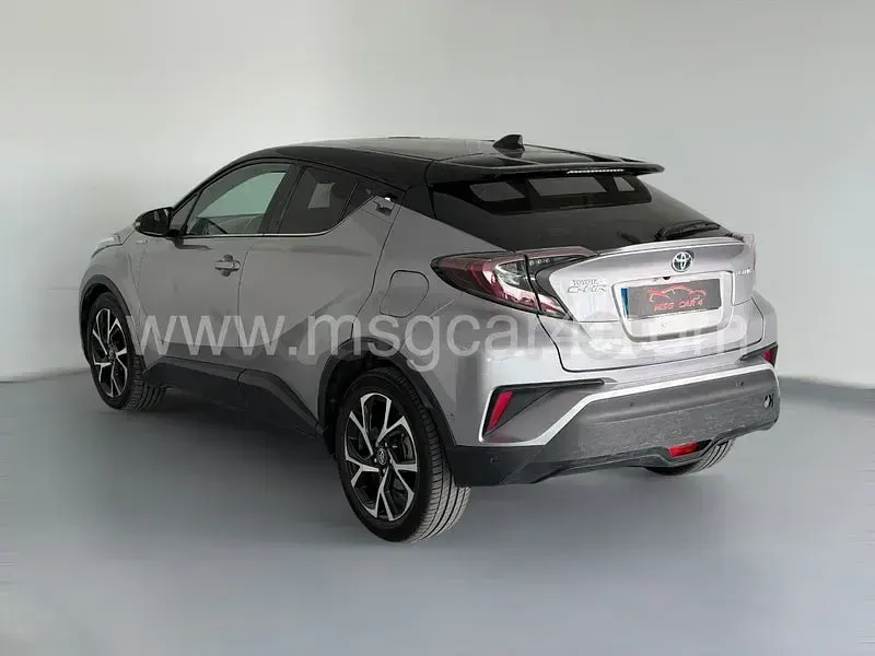 Usado Toyota C-HR Advance 122 CV (89 kW) 2017 Gris / plata SUV