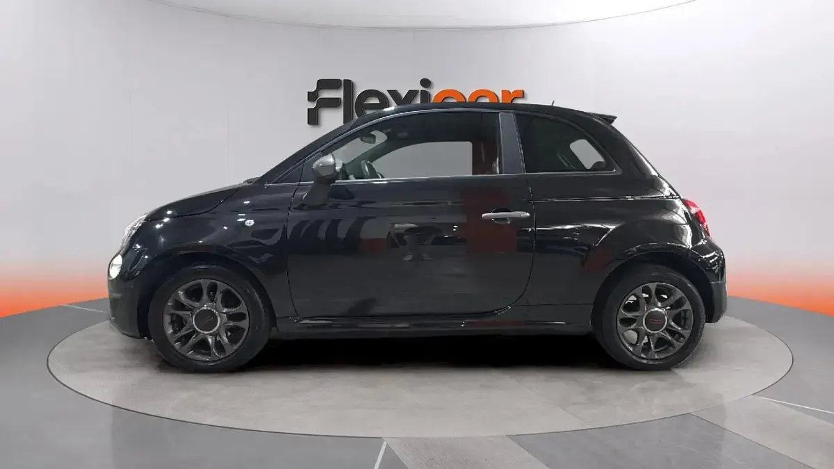 Usado Fiat 500 Sport 71 CV (52 kW) 2021 Negro Berlina