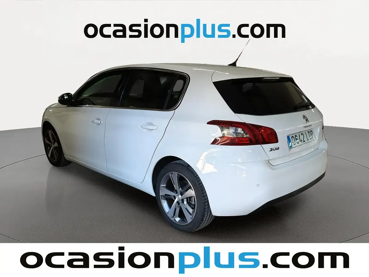 Usado Peugeot 308 Allure 110 CV (80 kW) 2019 Blanco Utilitario