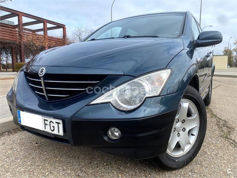 Negro Usado 2006 Ssangyong (KGM) Actyon Limited SUV | 2300 € (Buen precio) - Imagen 1/4