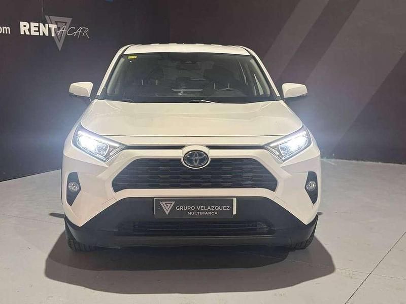 Usado Toyota RAV4 Hybrid Business Edition 222 CV (163 kW) 2020 Blanco SUV
