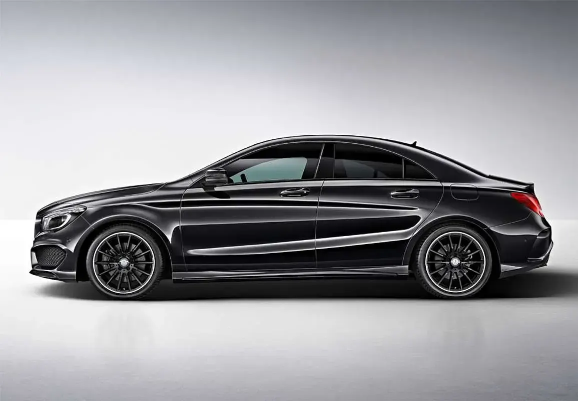 Usado Mercedes CLA200 136 CV (100 kW) 2018 Gris Coupe