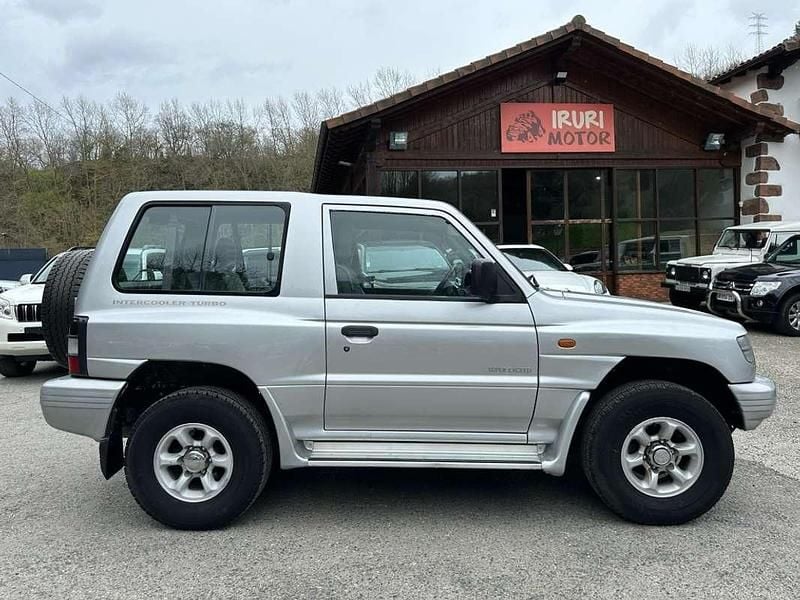 Gris / plata Usado 2000 Galloper Exceed SUV | 9999 € (Precio justo) - Imagen 1/4