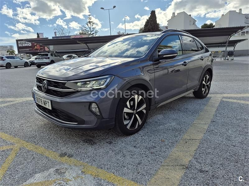 Usado VW Taigo 110 CV (80 kW) 2024 Gris / plata SUV