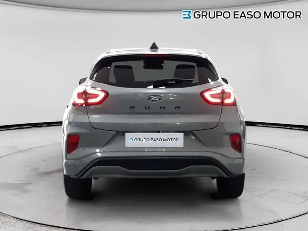 Usado Ford Puma ST-Line 125 CV (91 kW) 2025 Plateado SUV