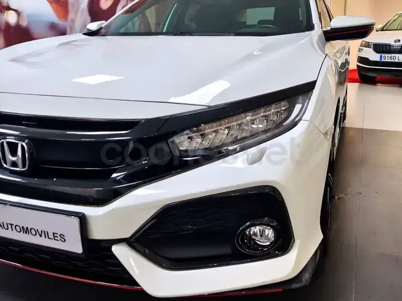 Usado Honda Civic Prestige 182 CV (133 kW) 2018 Blanco Berlina