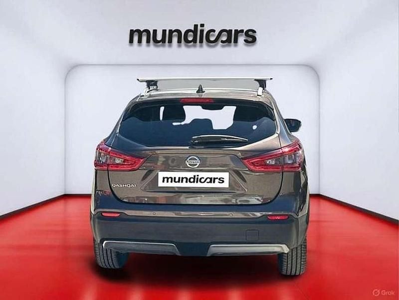 Usado Nissan Qashqai Tekna 131 CV (96 kW) 2017 Marrón SUV