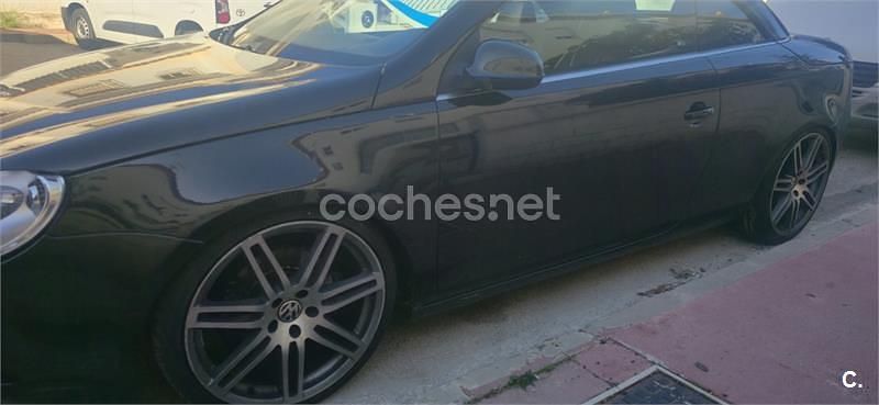 Usado VW Eos 250 CV (183 kW) 2007 Negro Descapotable