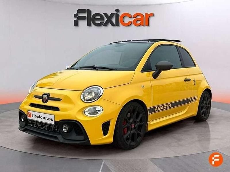 Usado Abarth 595 179 CV (131 kW) 2018 Amarillo Berlina