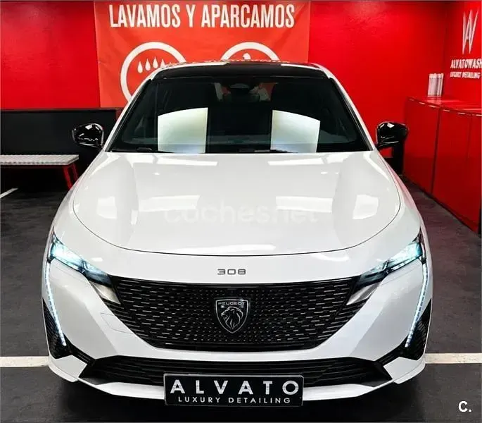 Usado Peugeot 308 GT 130 CV (95 kW) 2022 Blanco Berlina