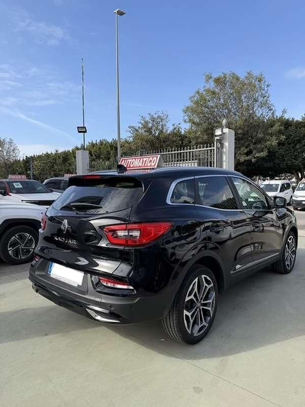 Usado Renault Kadjar Techno 140 CV (102 kW) 2022 Negro SUV