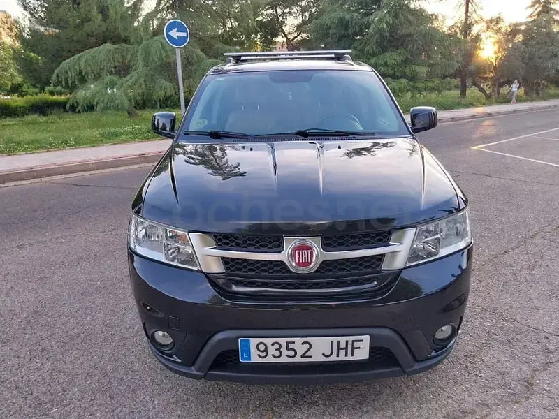 Usado Fiat Freemont Urban 170 CV (125 kW) 2015 Negro SUV