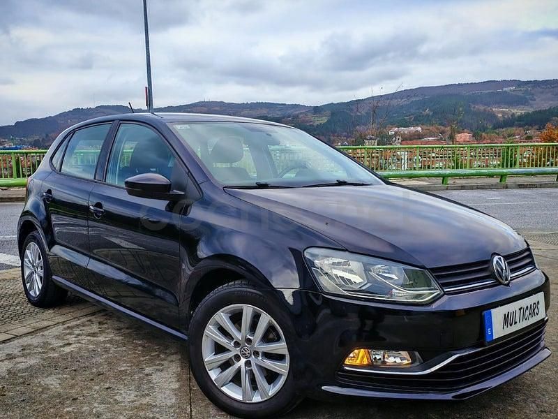 Usado VW Polo Advance 90 CV (66 kW) 2014 Negro Berlina