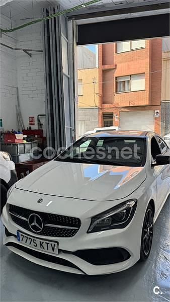Usado Mercedes CLA180 122 CV (89 kW) 2019 Blanco Berlina