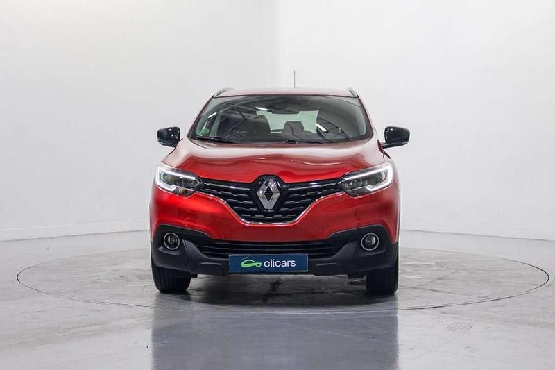Usado Renault Kadjar LIMITED 132 CV (97 kW) 2018 Rojo SUV