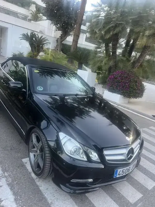 Usado Mercedes E350 252 CV (185 kW) 2013 Negro Descapotable