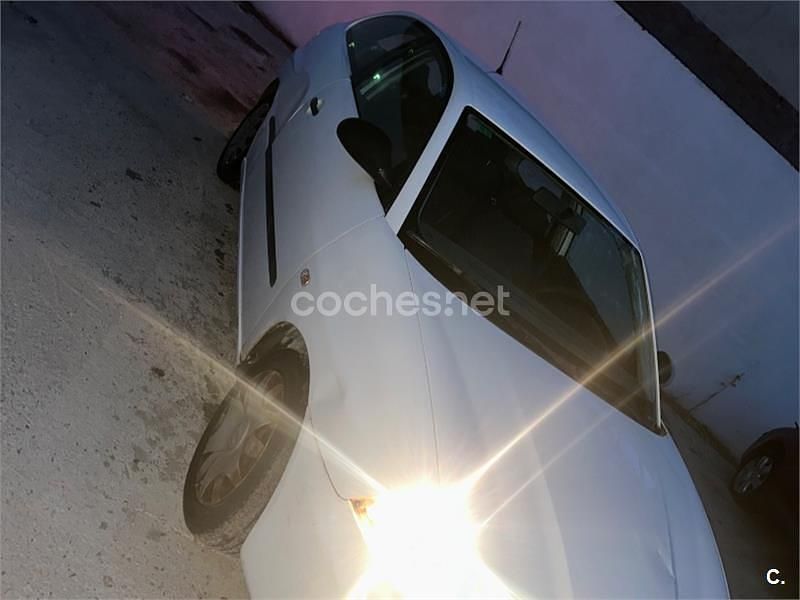 Blanco Usado 2008 Seat Ibiza Reference Berlina | 4800 € (Buen precio) - Imagen 1/4