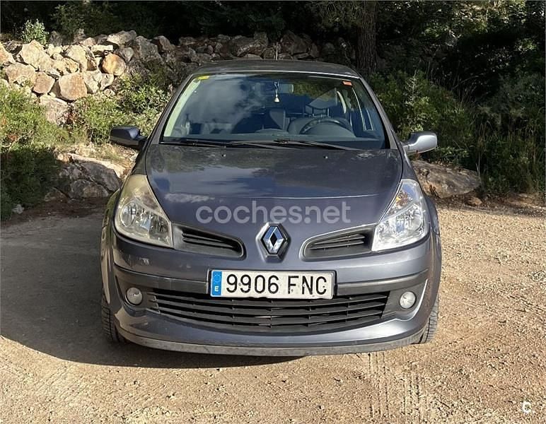 Azul Usado 2007 Renault Clio II Berlina | 2950 € (Buen precio) - Imagen 1/4